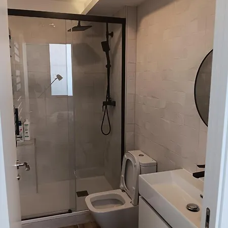 Francos Rodriguez1 Apartments Madrid Exterior photo