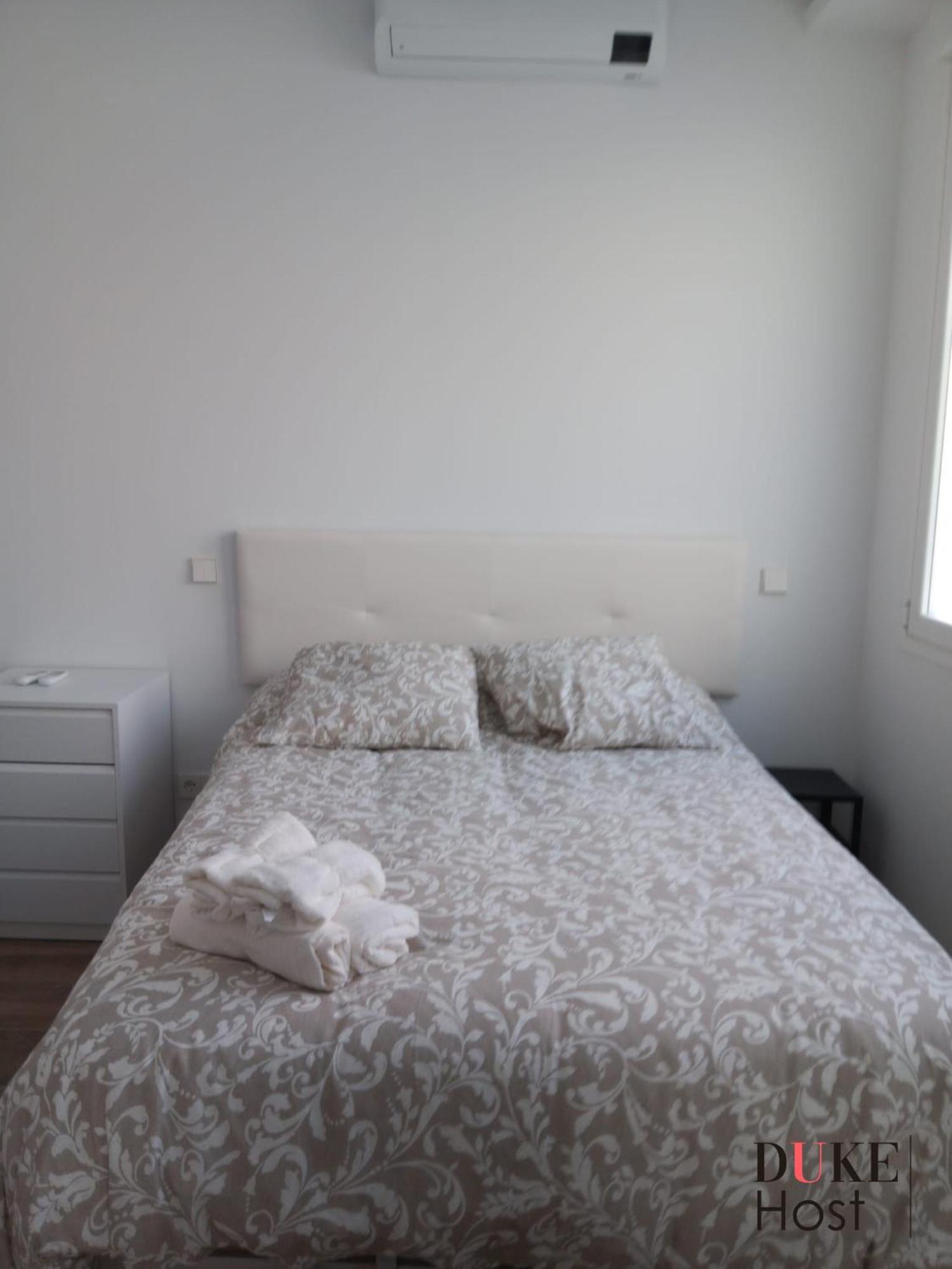 Francos Rodriguez1 Apartment